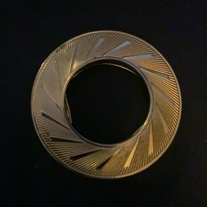 Leiba Gold Tone 60’s 70’s round Scarf Clip